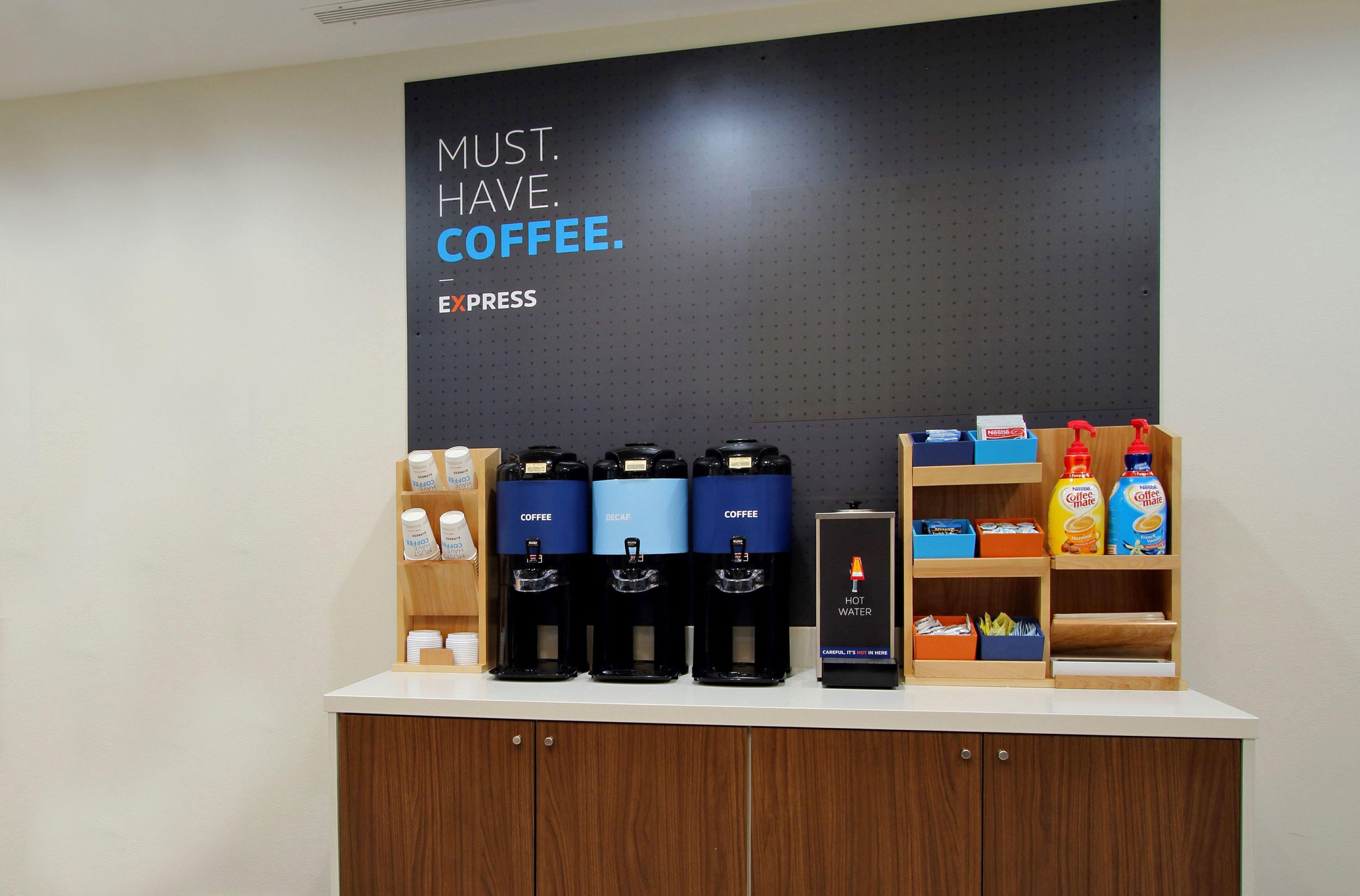 Holiday Inn Express And Suites Meriden By Ihg Екстериор снимка