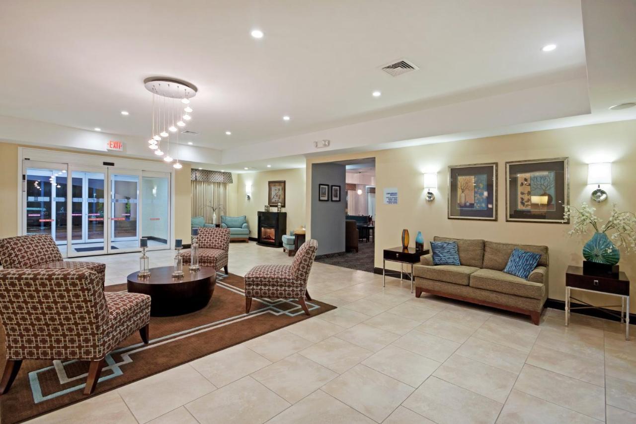 Holiday Inn Express And Suites Meriden By Ihg Екстериор снимка