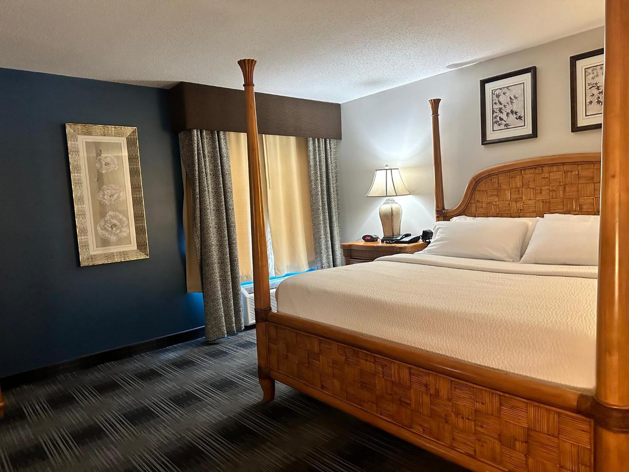 Holiday Inn Express And Suites Meriden By Ihg Екстериор снимка